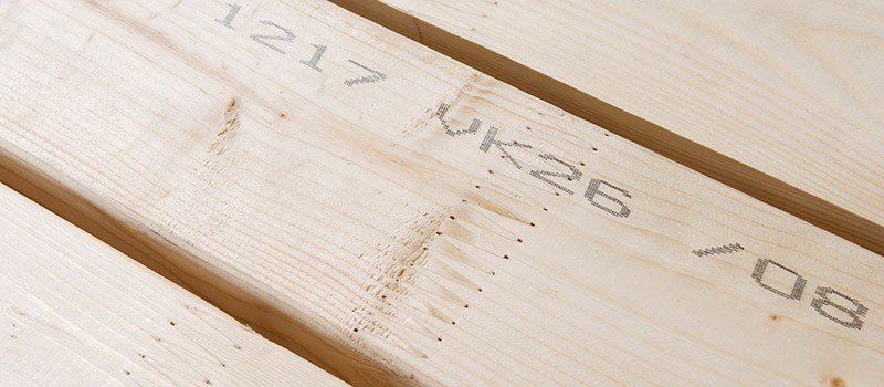 Finger-jointed sawn timber for specialist construction purposes